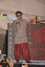Ranbir Kapoor promote Rockstar in MMK College on 19th Oct 2011 (11).JPG